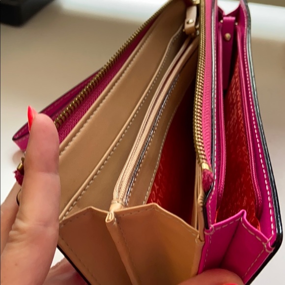Kate Spade Magenta Wristlet Wallet